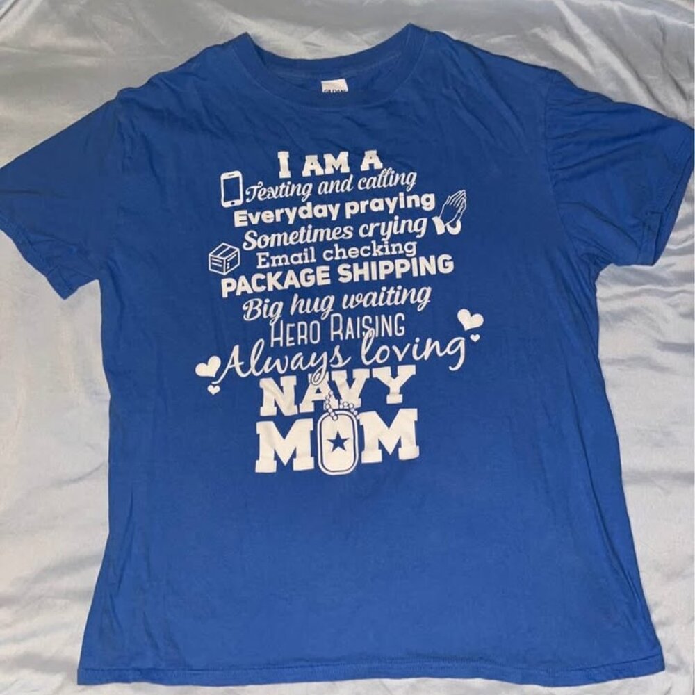 "Navy Mom" Graphic Tee, Size Large